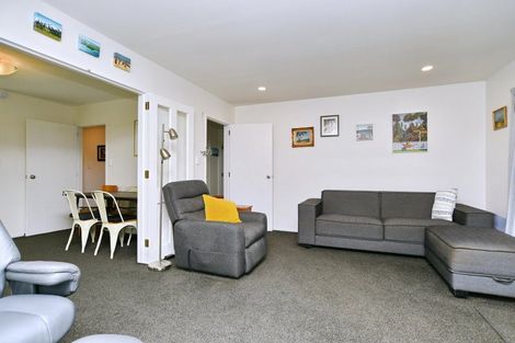 Photo of property in 2/43 Kedleston Drive, Avonhead, Christchurch, 8042