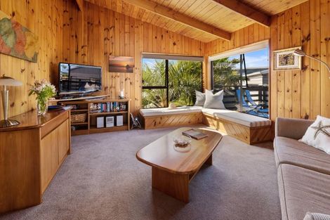 Photo of property in 2 St Anne Place, Omaha, Warkworth, 0986