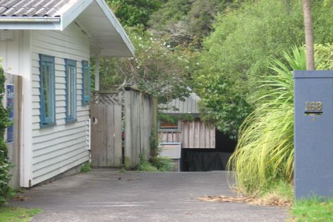 Photo of property in 2/168 Atkinson Road, Titirangi, Auckland, 0604
