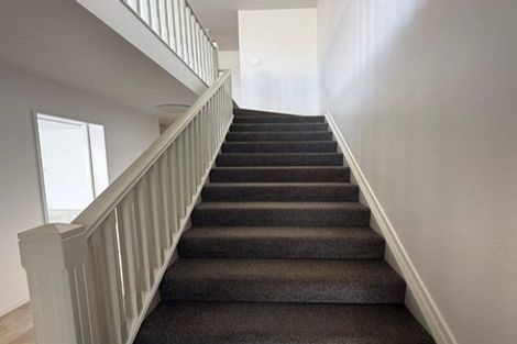 Photo of property in 147e Hobsonville Road, West Harbour, Auckland, 0618