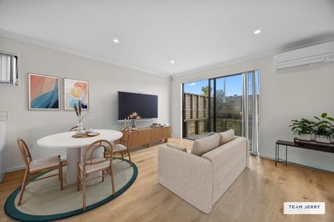 Photo of property in 27 Sun Orchid Avenue, Wiri, Auckland, 2104