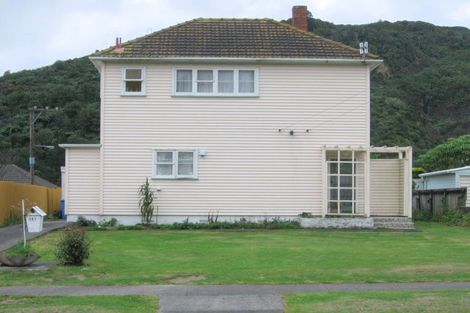 Photo of property in 119 Molesworth Street, Taita, Lower Hutt, 5011