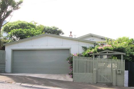 Photo of property in 5 Severn Street, Island Bay, Wellington, 6023