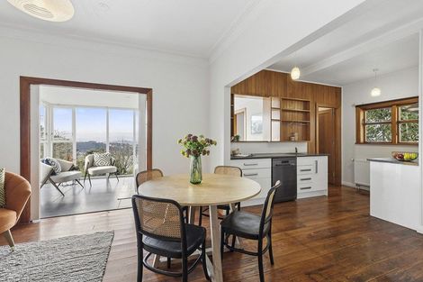 Photo of property in 121 The Ridgeway, Mornington, Wellington, 6021