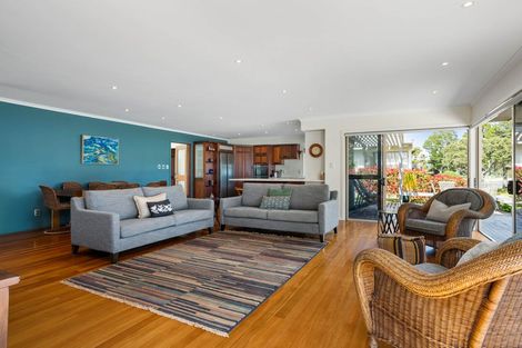 Photo of property in 26 Dunlop Drive, Pauanui, Hikuai, 3579