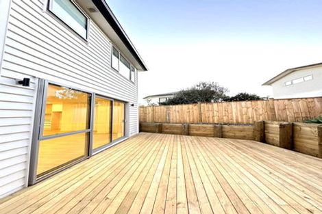 Photo of property in 28 Maugham Drive, Bucklands Beach, Auckland, 2014