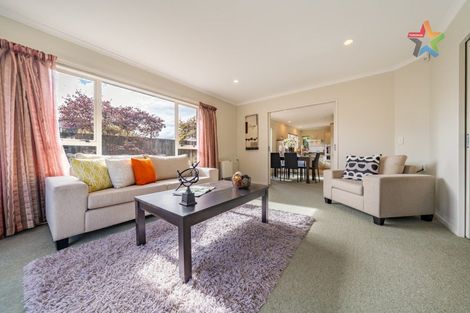 Photo of property in 19 Richmond Grove, Woburn, Lower Hutt, 5010