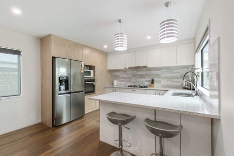 Photo of property in 28 Tawhiti Road, Pukekohe, 2120