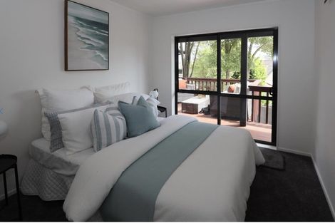 Photo of property in 5 Libra Place, Kawaha Point, Rotorua, 3010