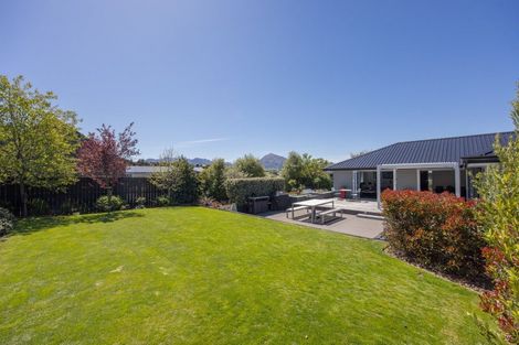 Photo of property in 43 Kingfisher Crescent, Albert Town, Wanaka, 9305