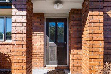 Photo of property in 17 Picton Avenue, Riccarton, Christchurch, 8011