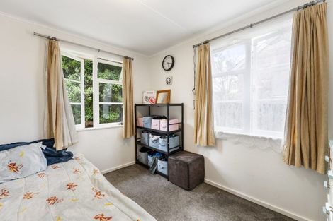 Photo of property in 8 Huxley Place, Glen Innes, Auckland, 1072