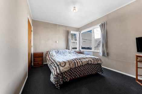 Photo of property in 8 Braeburn Place, Takanini, 2112