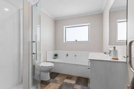 Photo of property in 123 Durrant Drive, Whangamata, 3620