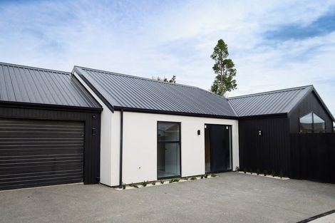 Photo of property in 76 Slacks Road, Awapuni, Palmerston North, 4412