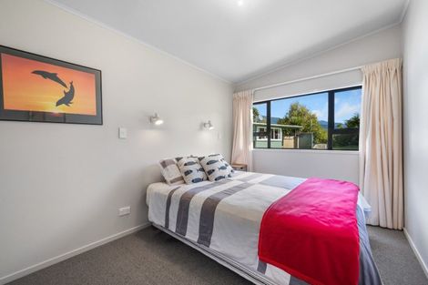 Photo of property in 1755 Queen Charlotte Drive, Linkwater, Picton, 7281