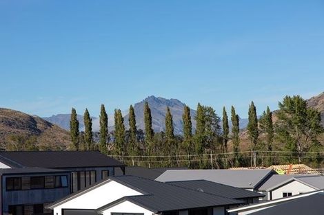 Photo of property in 18 Cumberland Road, Lower Shotover, Queenstown, 9304