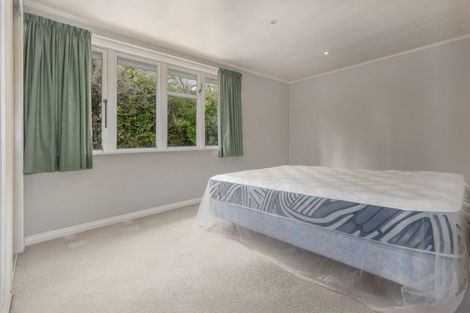 Photo of property in 20 Spur Grove, Titahi Bay, Porirua, 5022