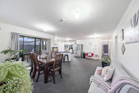 Photo of property in 45 Nicholas Gibbons Drive, Clendon Park, Auckland, 2103