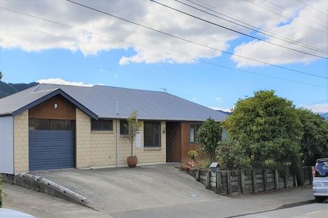 Photo of property in 1029a Fergusson Drive, Clouston Park, Upper Hutt, 5018