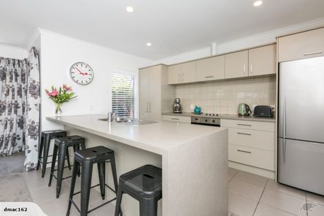 Photo of property in 4 West Place, Greenmeadows, Napier, 4112