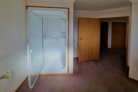 Photo of property in 24 Aotea Crescent, Gore, 9710