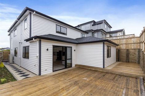 Photo of property in 48 Elevation Street, Flat Bush, Auckland, 2019