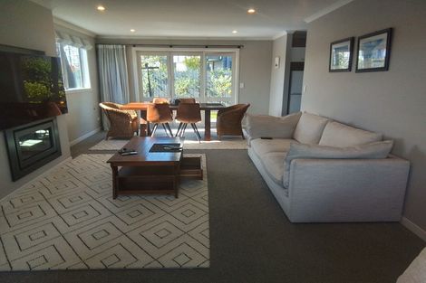 Photo of property in 46 Plescher Crescent, Leamington, Cambridge, 3432