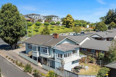 Photo of property in 72a Palmerston Street, Hamilton Central, Hamilton, 3204