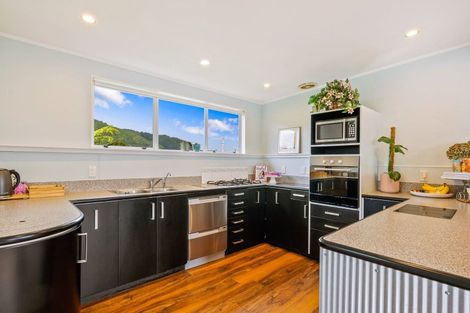 Photo of property in 35a Sylvan Avenue, Waikanae, 5036