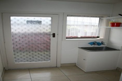 Photo of property in 8 Dalton Place, Burnside, Christchurch, 8053