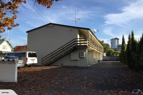 Photo of property in 2/7 Opoia Road, Hamilton East, Hamilton, 3216