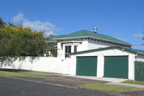 Photo of property in 2a Roseberry Avenue, Birkenhead, Auckland, 0626