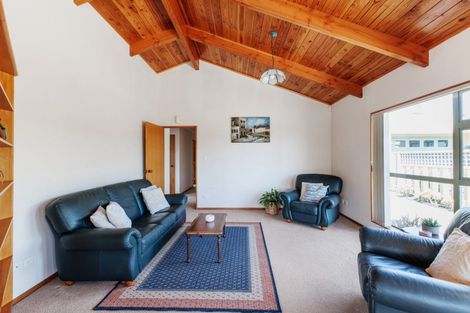 Photo of property in 2/39 James Street, Whakatane, 3120