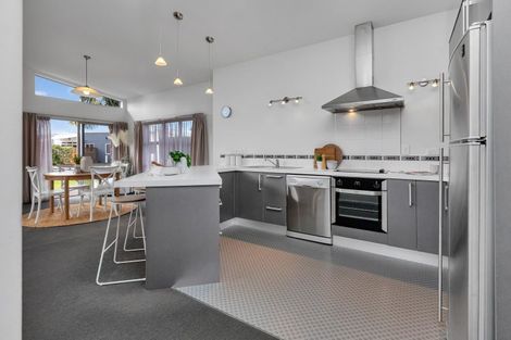 Photo of property in 152d One Tree Point Road, One Tree Point, 0118