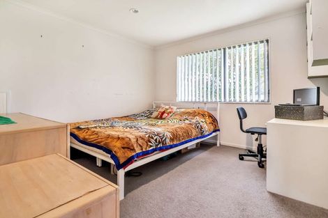 Photo of property in 2 Warriston Avenue, Waiuku, 2123