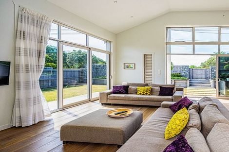 Photo of property in 9 Wharf Road, Albany, Auckland, 0632