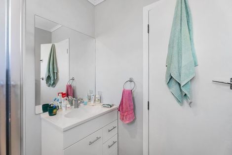Photo of property in 16 Grebe Street, Manurewa, Auckland, 2102