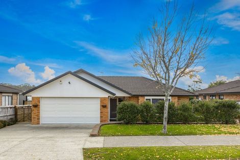 Photo of property in 8 Toledo Avenue, Henderson, Auckland, 0612