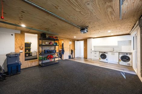 Photo of property in 34 Parr Terrace, Castor Bay, Auckland, 0620