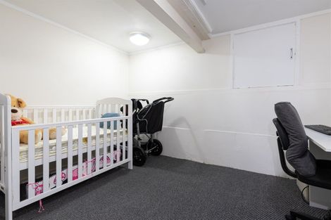 Photo of property in 34 Ellis Avenue, Mount Roskill, Auckland, 1041