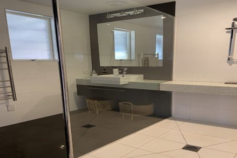 Photo of property in 55 Havelock Road, Havelock North, 4130