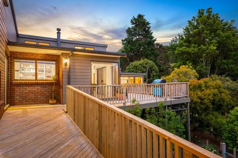 Photo of property in 1/1 Flavia Close, Torbay, Auckland, 0630