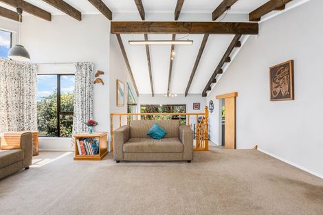 Photo of property in 23 Exploration Way, Whitby, Porirua, 5024