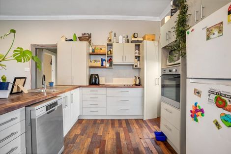 Photo of property in 9 Prince Street, Winton, 9720