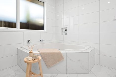 Photo of property in 11 Batten Drive, Flagstaff, Hamilton, 3210