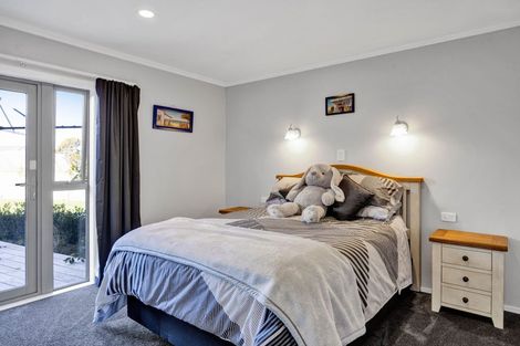 Photo of property in 280 Austin Road, Normanby, Hawera, 4673