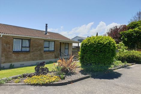 Photo of property in 14 Balmore Place, Wattle Downs, Auckland, 2103