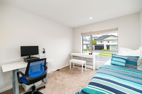 Photo of property in 106 Colonial Drive, Silverdale, 0932