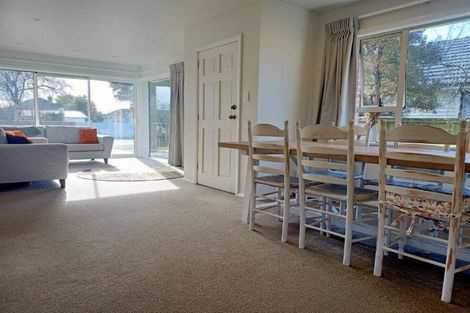 Photo of property in 11 Kendal Avenue, Burnside, Christchurch, 8053